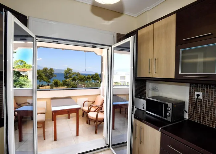 Livas Almyri Seafront Flat