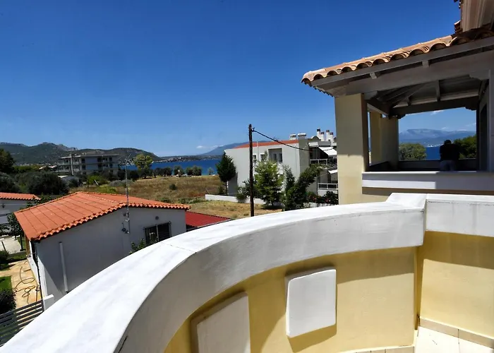 Livas Almyri Seafront Flat