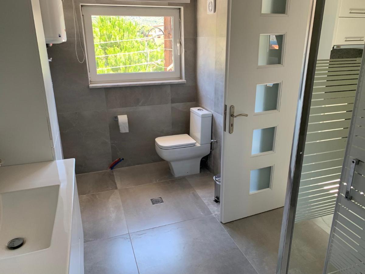 Apartment Livas Almyri Seafront Flat