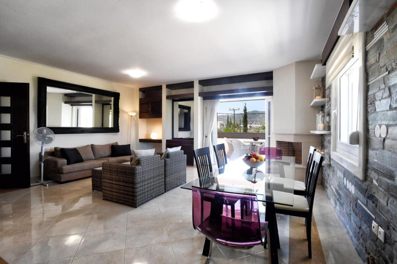 Livas Almyri Seafront Flat
