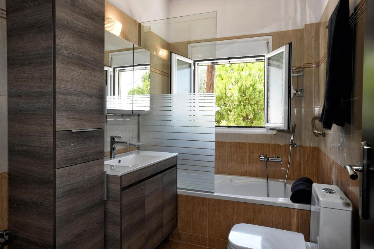Livas Almyri Seafront Flat Apartment Kato Almiri